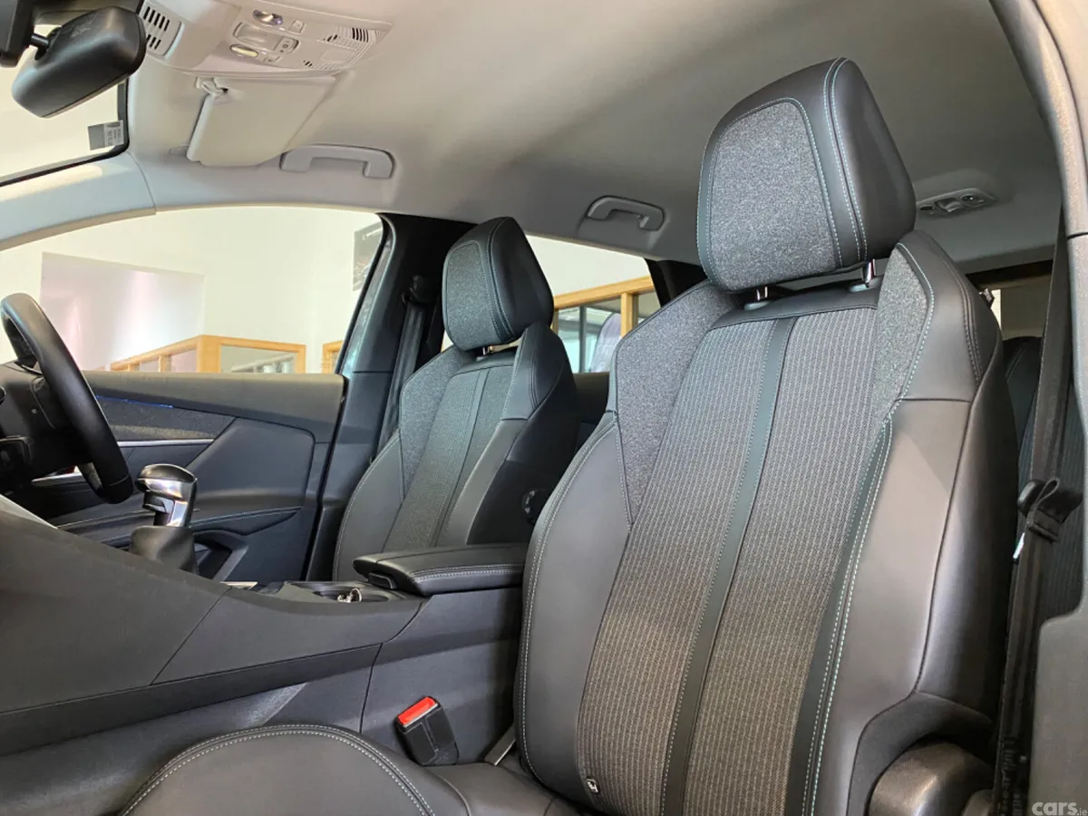 Peugeot 3008 SUV, Diesel, 2022, Grey