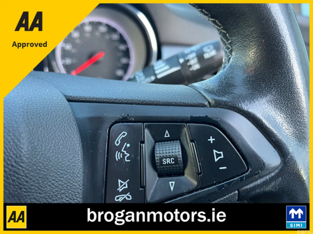 Vauxhall Astra Hatchback, Diesel, 2021, Silver
