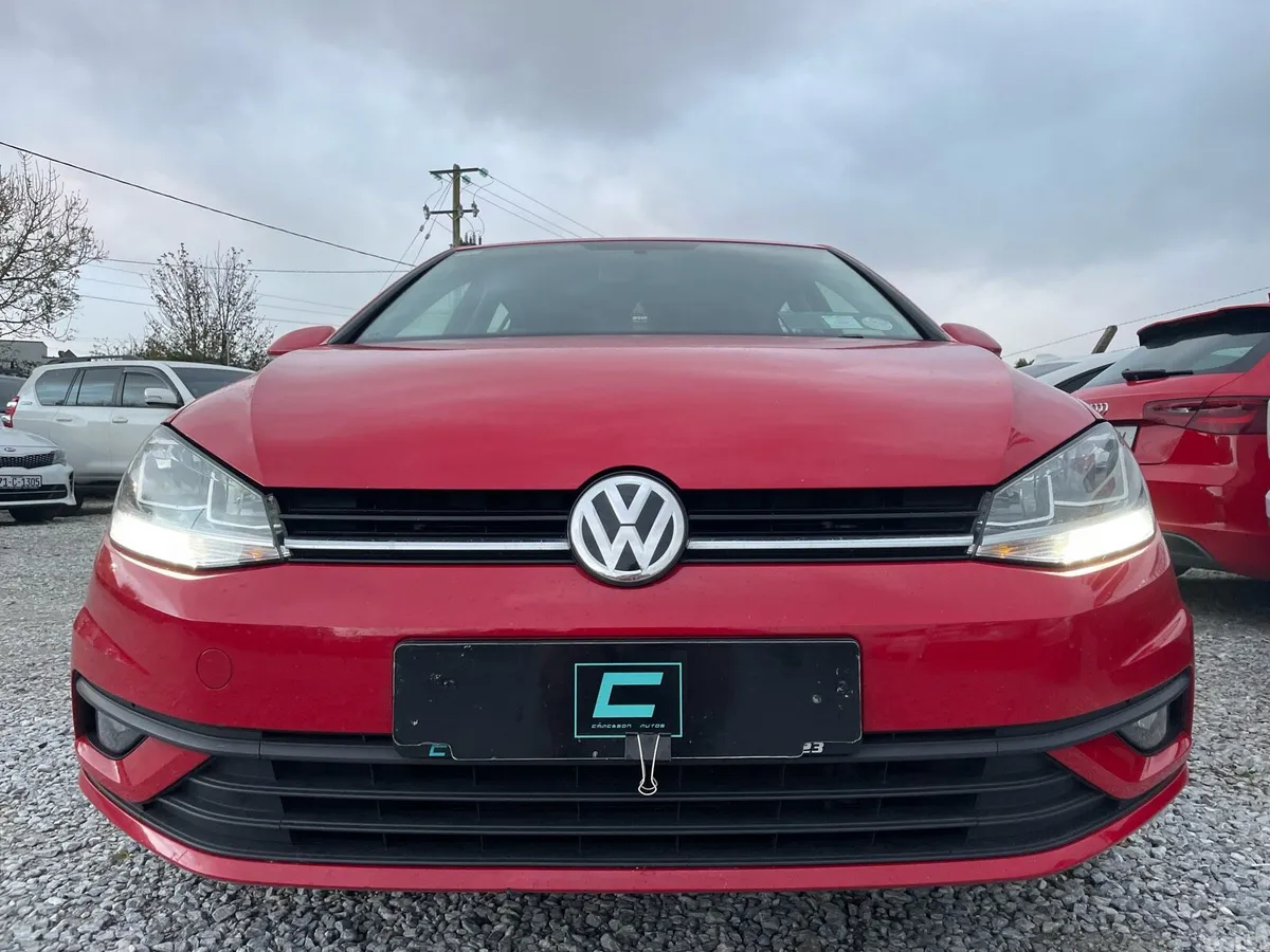 Volkswagen Golf Hatchback, Petrol, 2018, Red