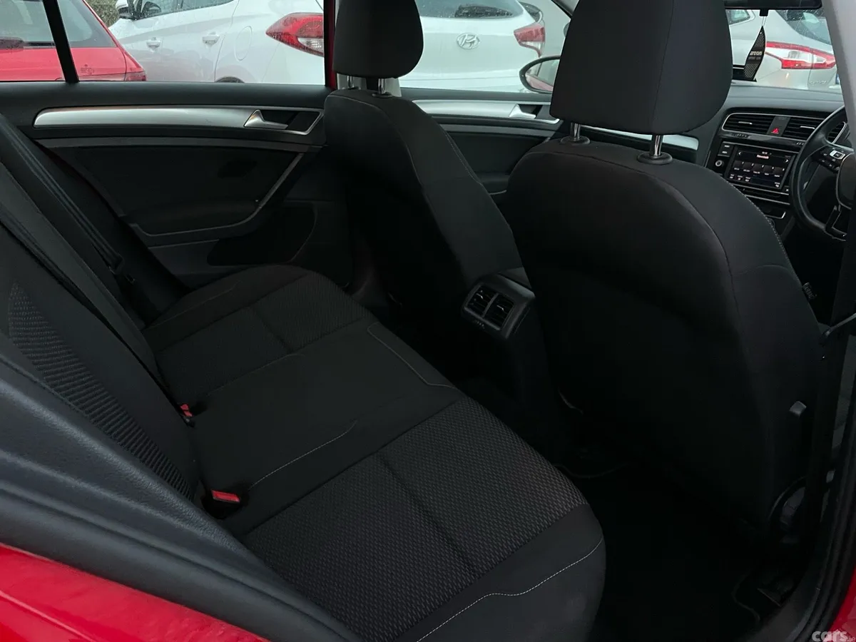 Volkswagen Golf Hatchback, Petrol, 2018, Red