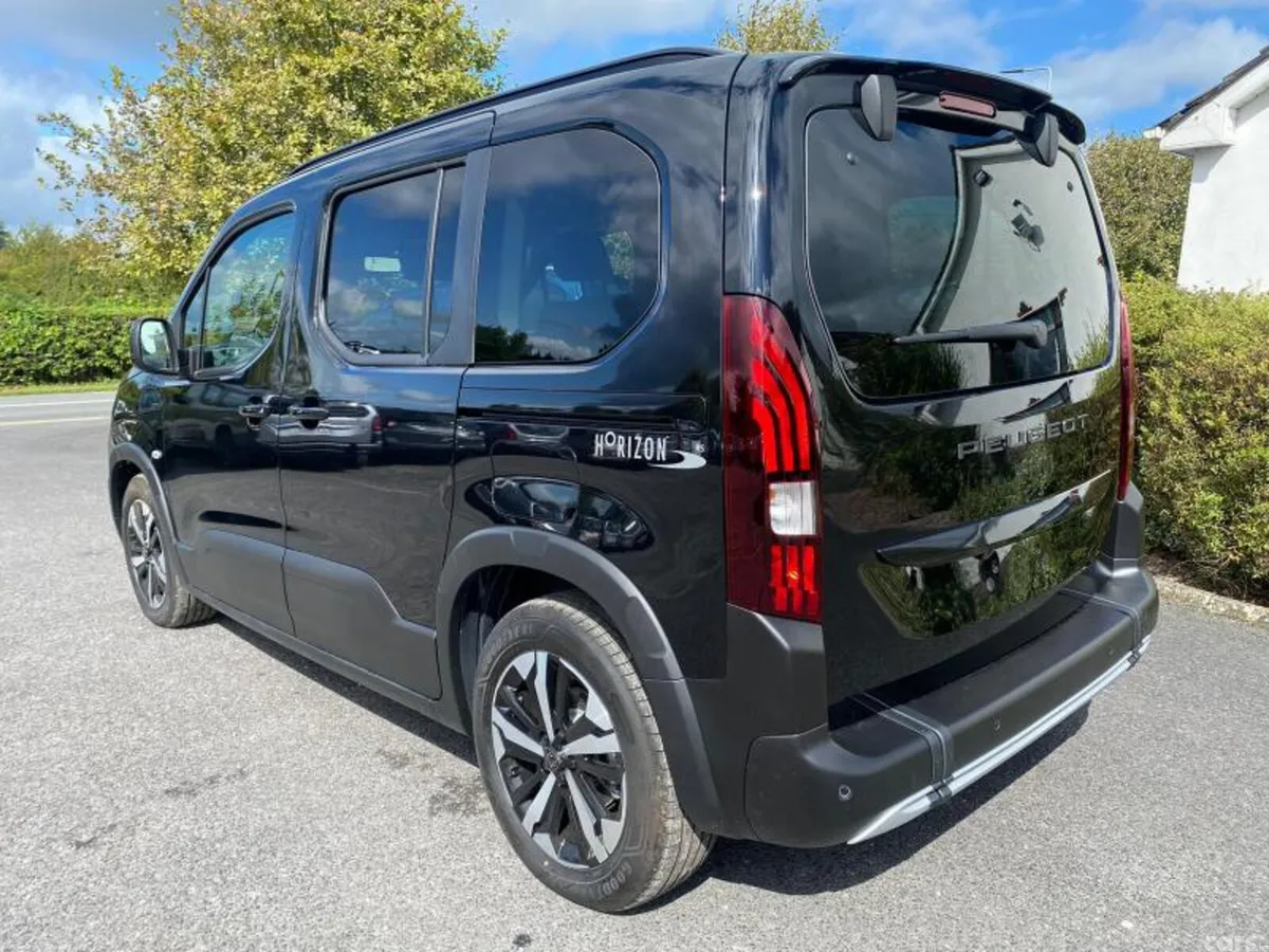 Peugeot Rifter MPV, Diesel, 2026, Black