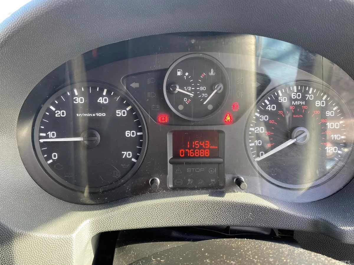 Peugeot Expert MPV, Diesel, 2015, Gold