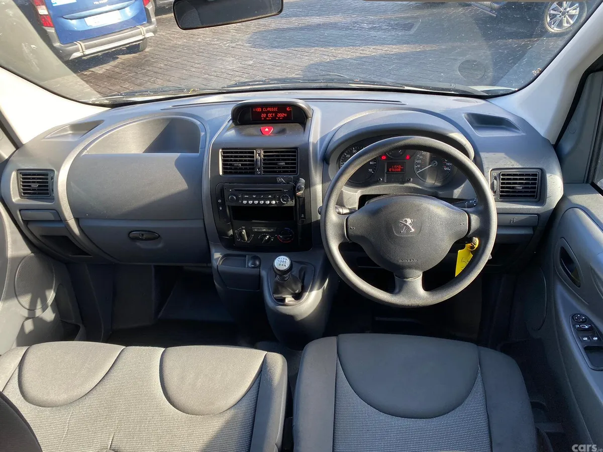 Peugeot Expert MPV, Diesel, 2015, Gold