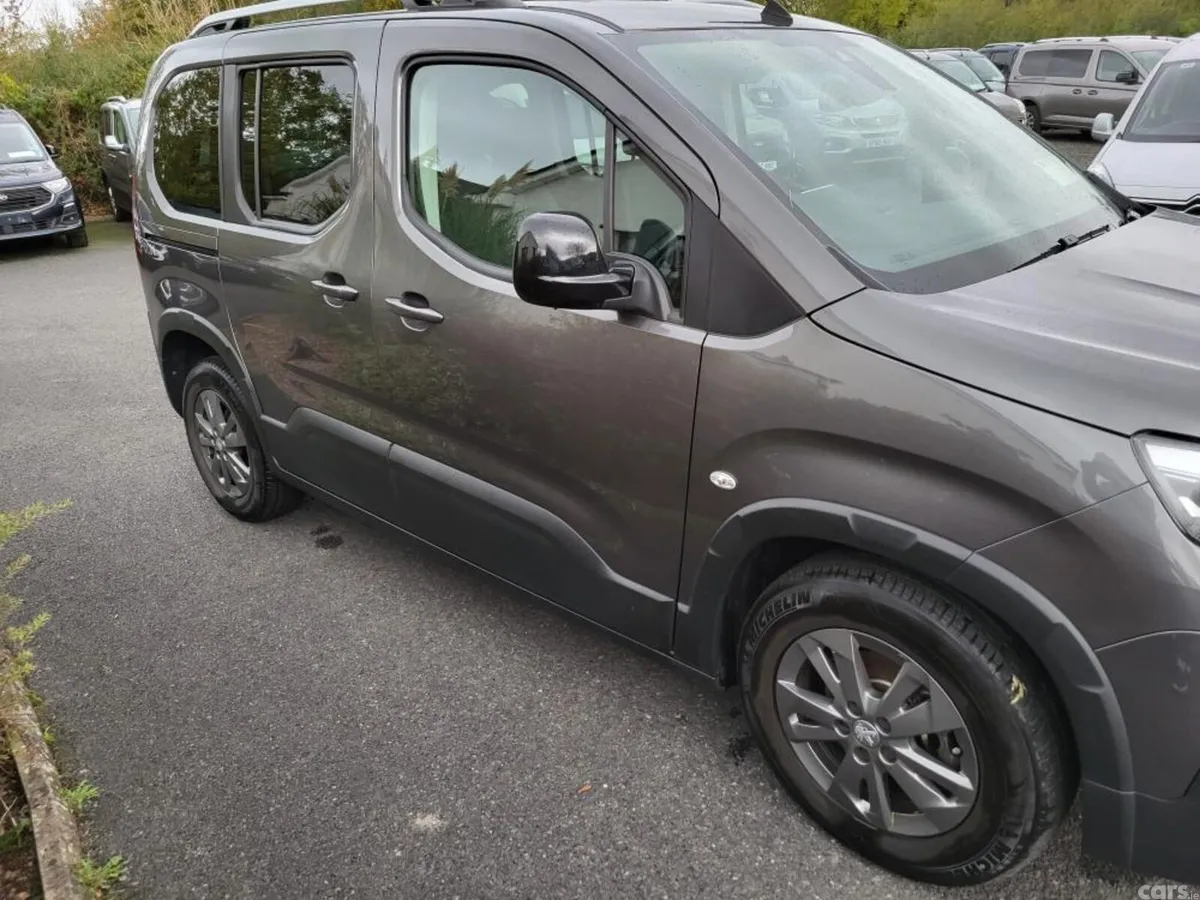 Peugeot Rifter MPV, Diesel, 2022, Grey