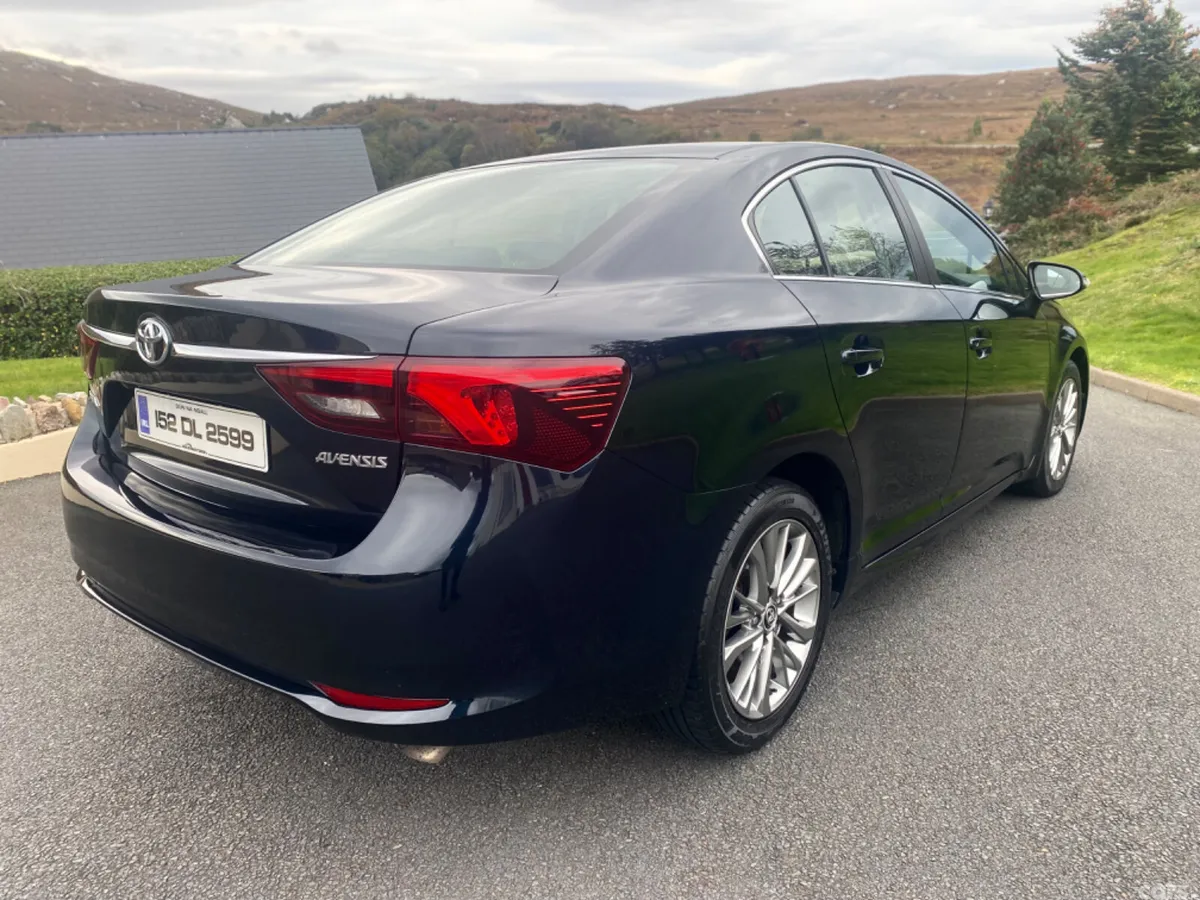 Toyota Avensis Saloon, Diesel, 2015, Grey