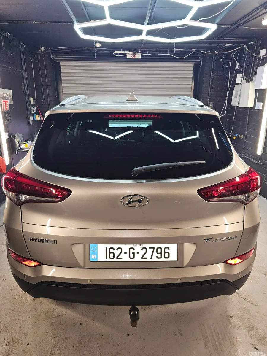 Hyundai Tucson SUV, Diesel, 2016, Beige