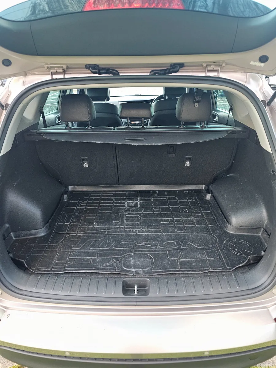 Hyundai Tucson SUV, Diesel, 2016, Beige