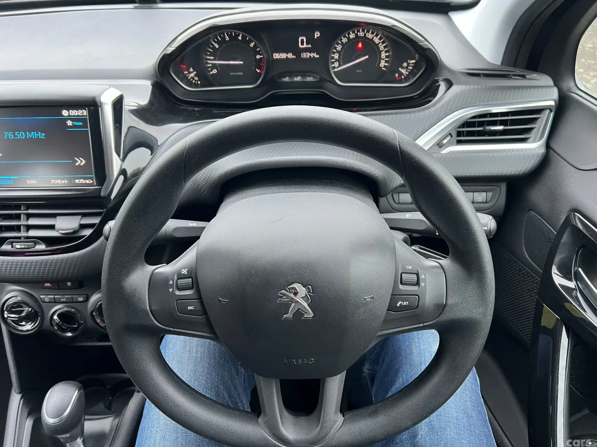 Peugeot 208 Hatchback, Petrol, 2018, Black