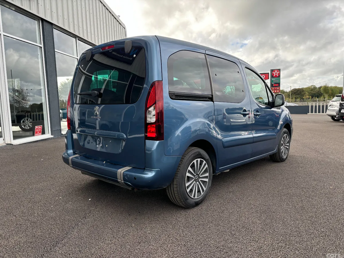 Other Other MPV, Diesel, 2018, Blue