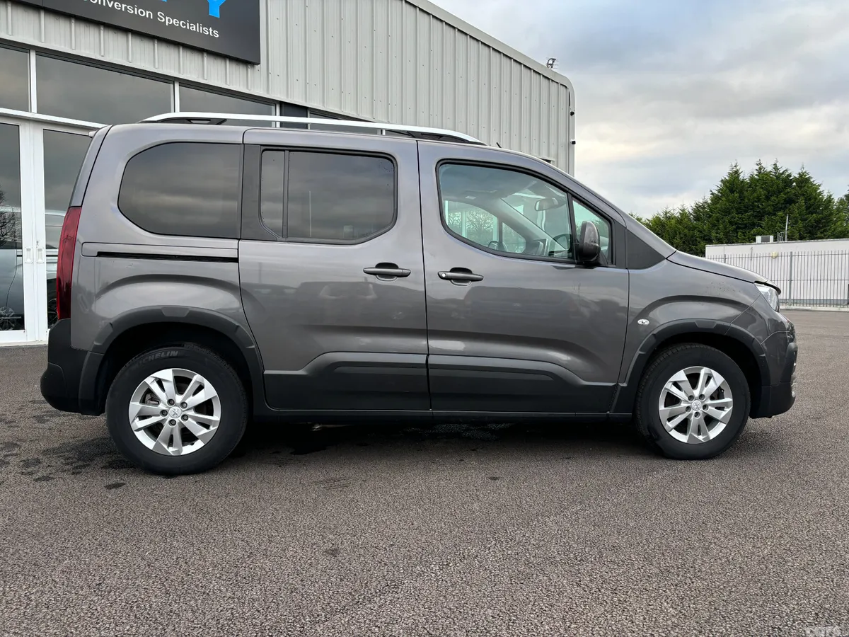 Peugeot Rifter MPV, Diesel, 2021, Grey