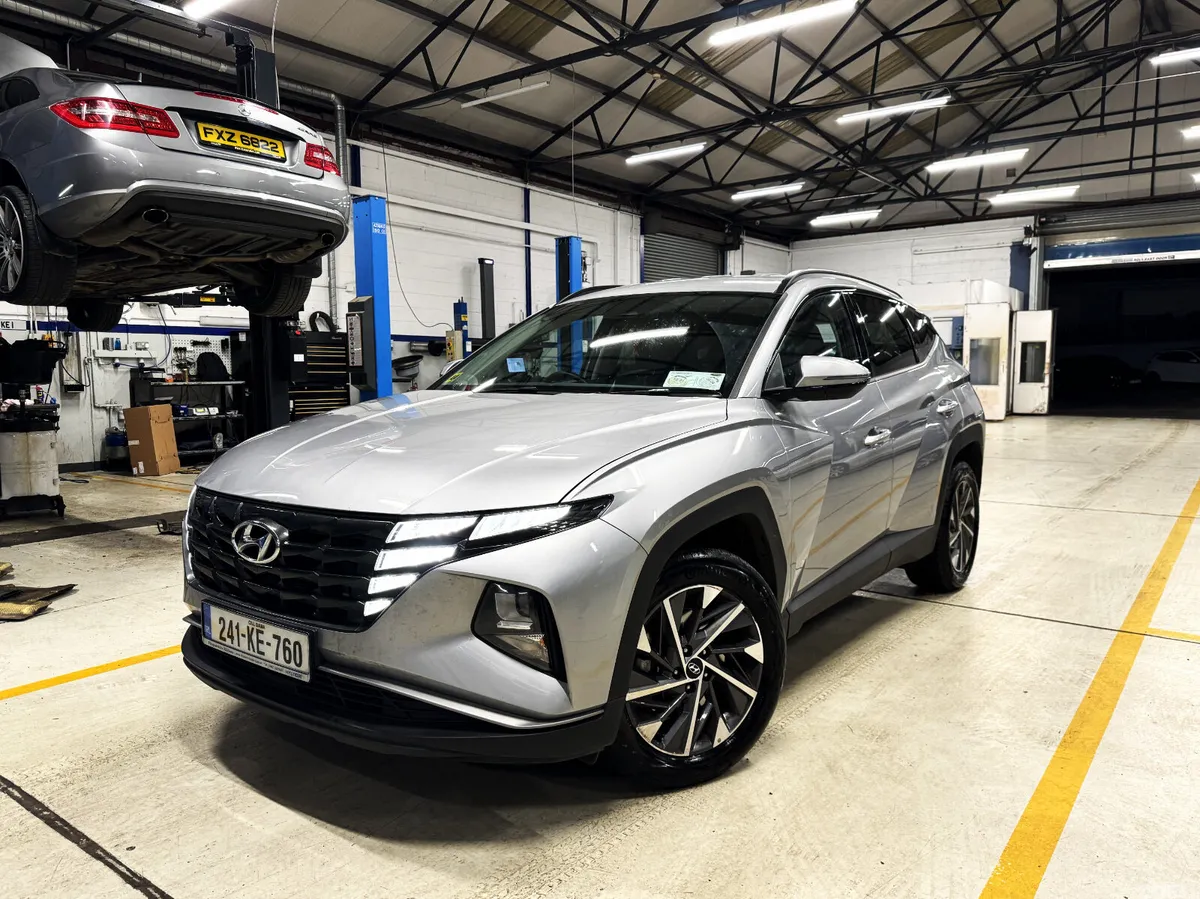 Hyundai Tucson SUV, Diesel, 2024, Grey