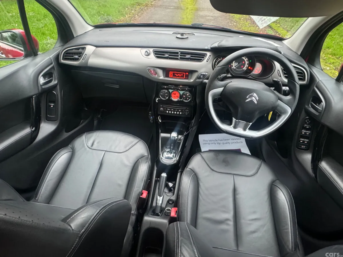 Citroen C3 Hatchback, Petrol, 2015, Red