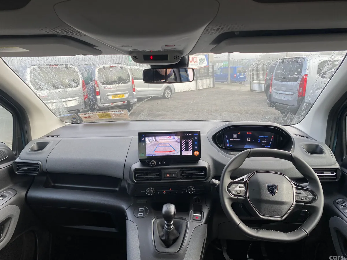 Peugeot Rifter MPV, Diesel, 2026, Blue