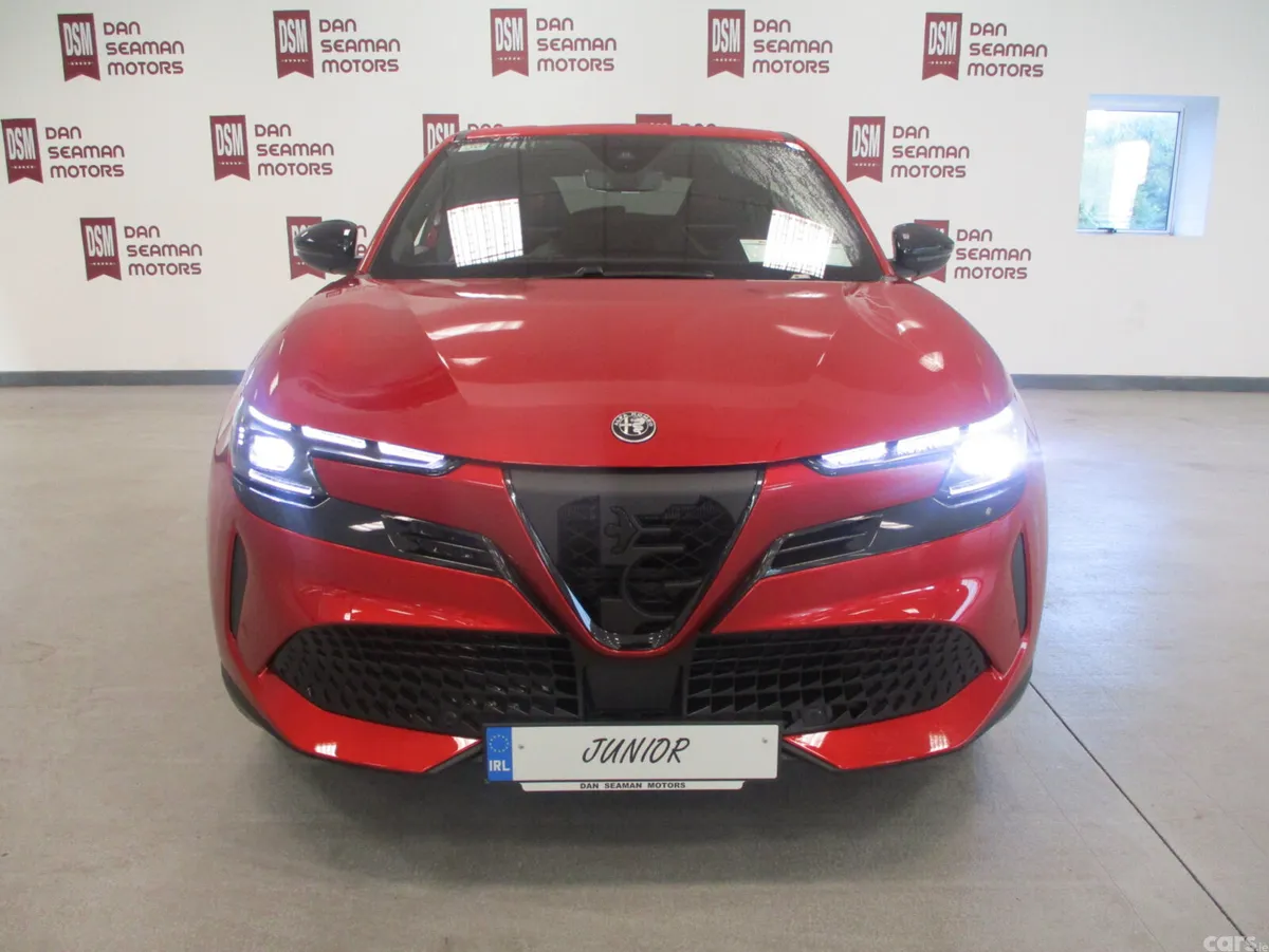 Alfa Romeo Junior SUV, Electric, 2026, Red