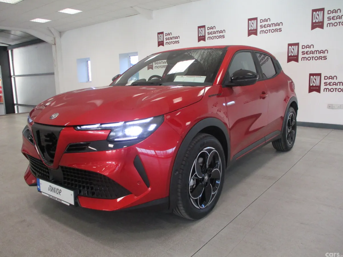 Alfa Romeo Junior SUV, Electric, 2026, Red