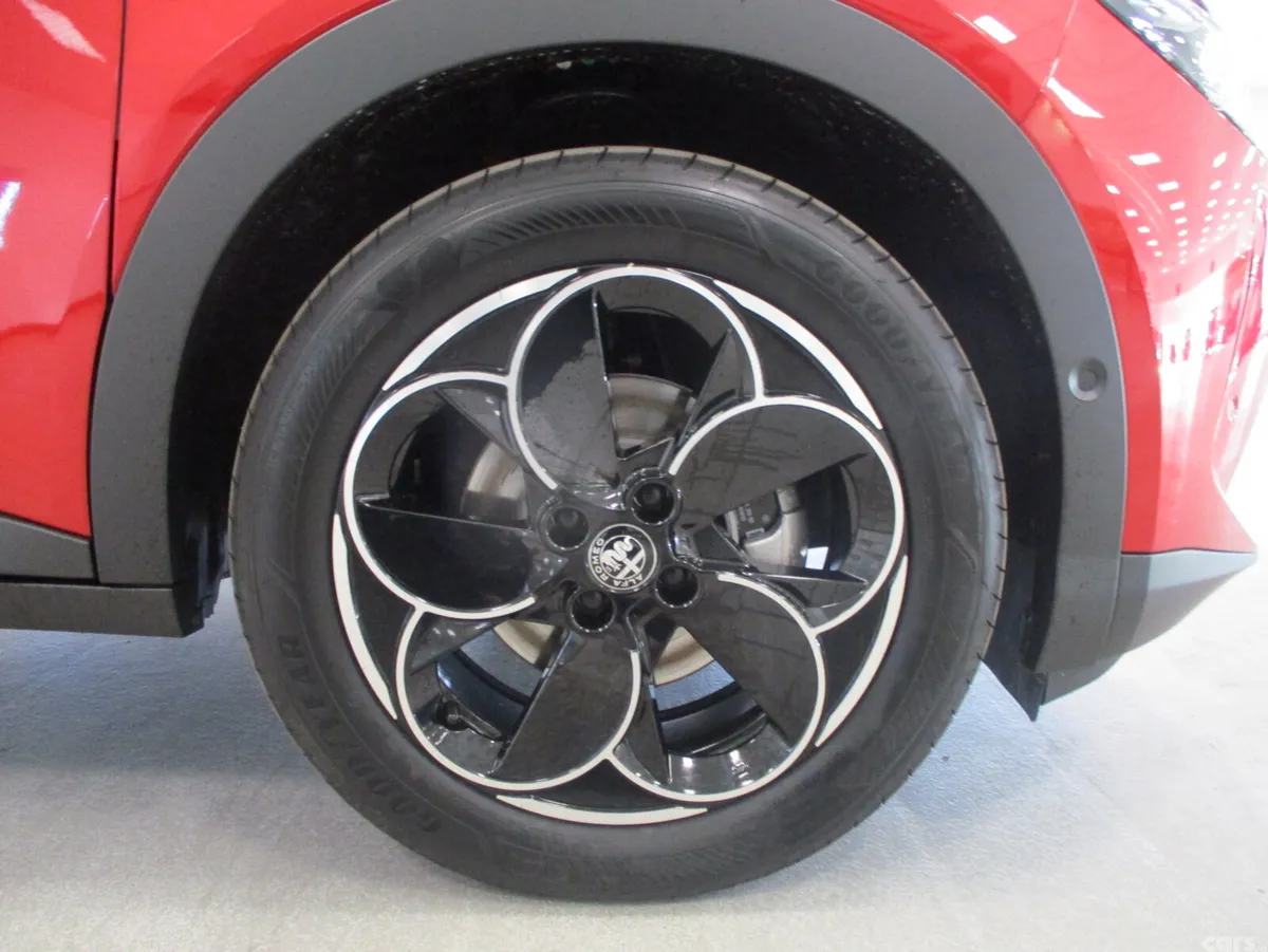 Alfa Romeo Junior SUV, Electric, 2026, Red