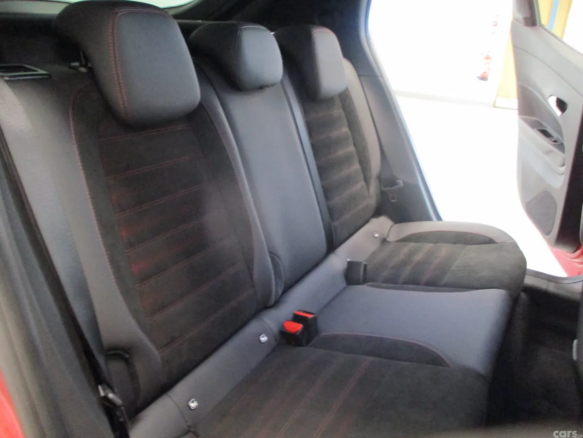Alfa Romeo Junior SUV, Electric, 2026, Red
