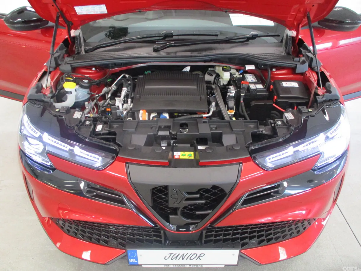 Alfa Romeo Junior SUV, Electric, 2026, Red