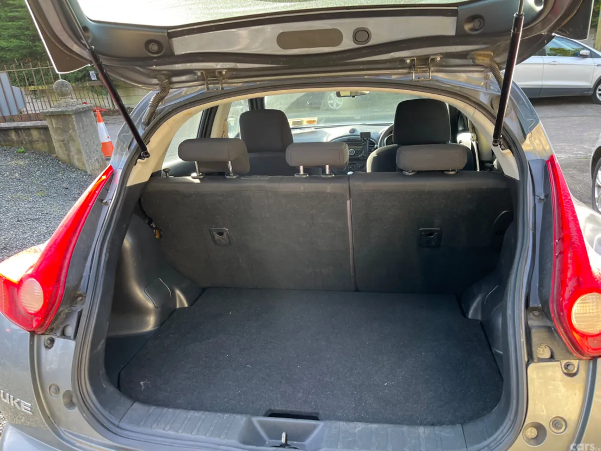 Nissan Juke SUV, Diesel, 2012, Grey