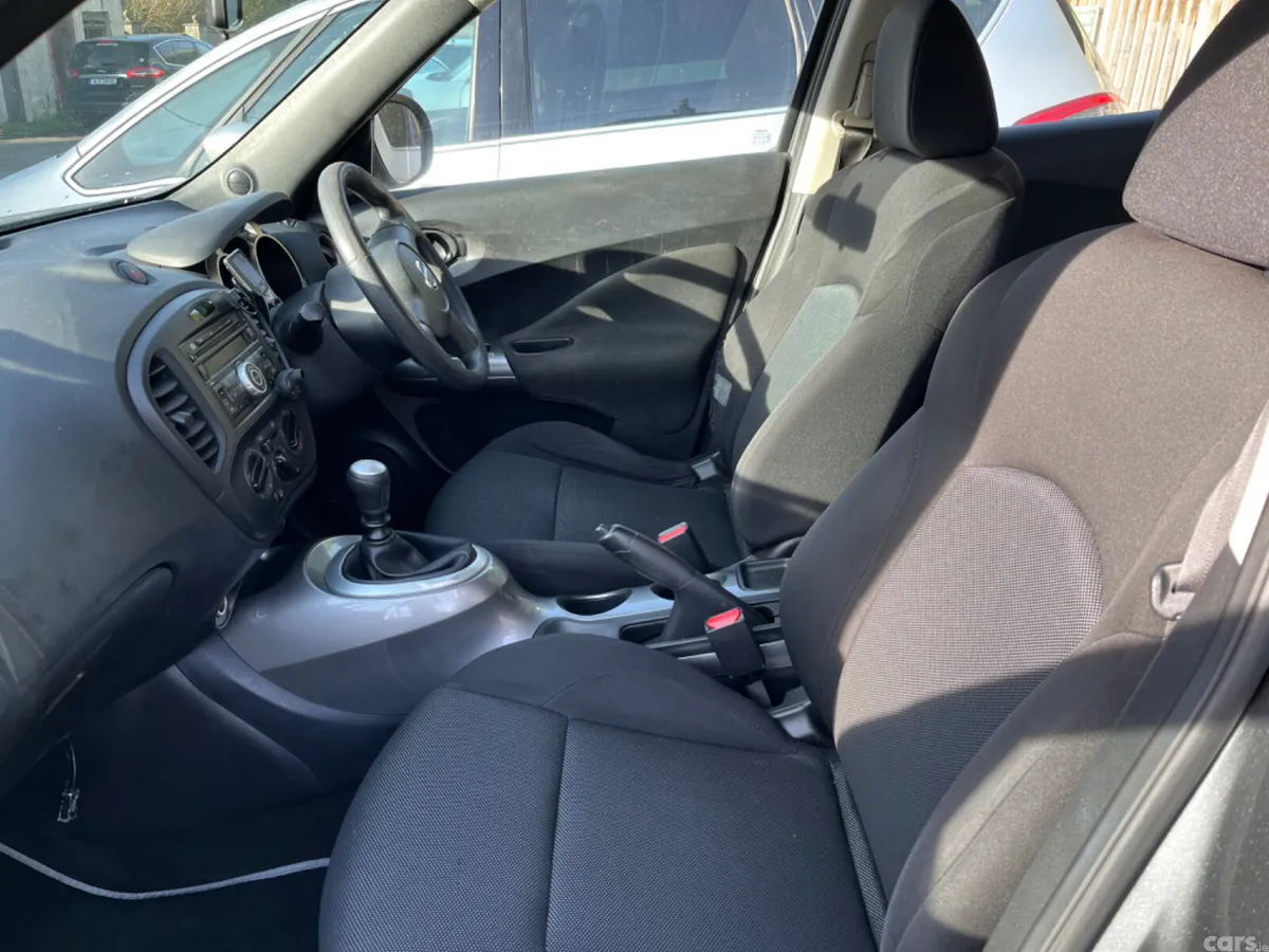 Nissan Juke SUV, Diesel, 2012, Grey