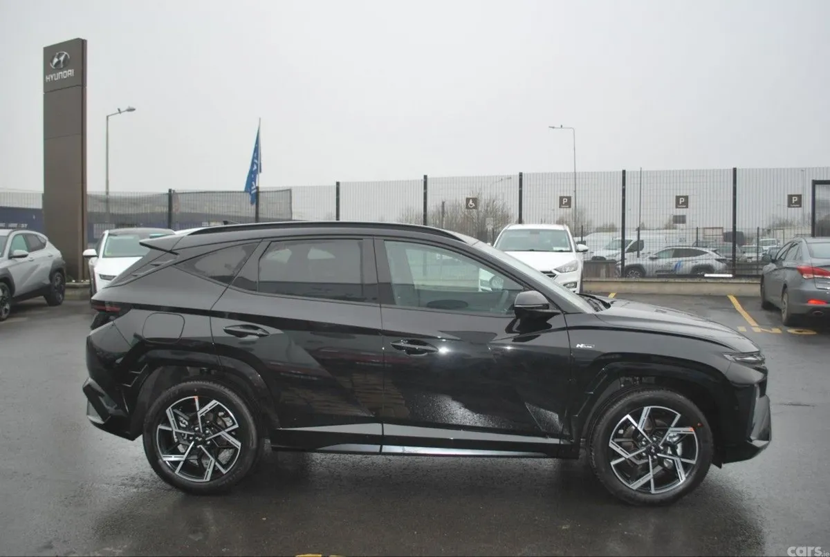 Hyundai Tucson SUV, Petrol Plug-in Hybrid, 2026, Black