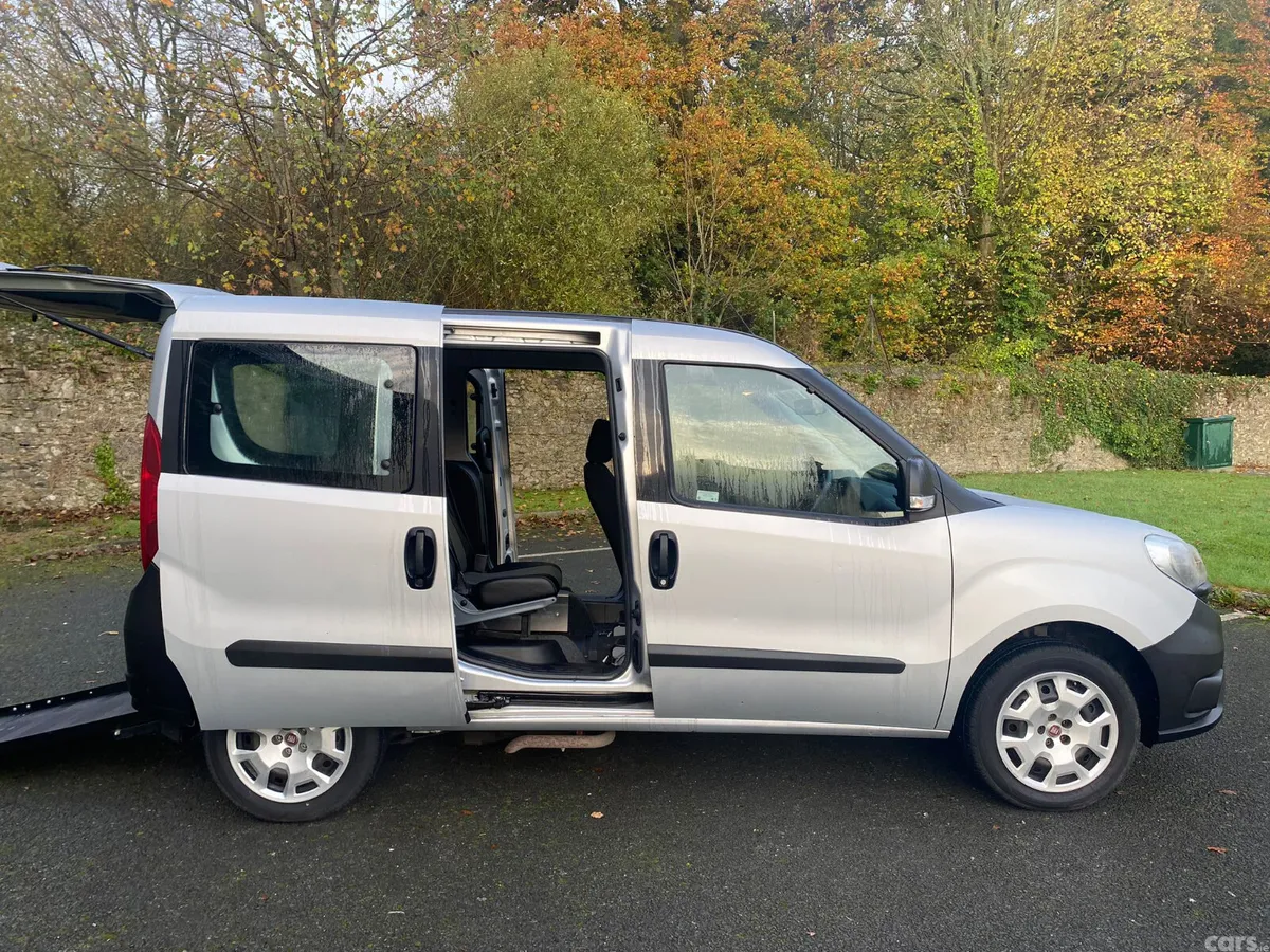 Fiat Doblo MPV, Petrol, 2017, Silver