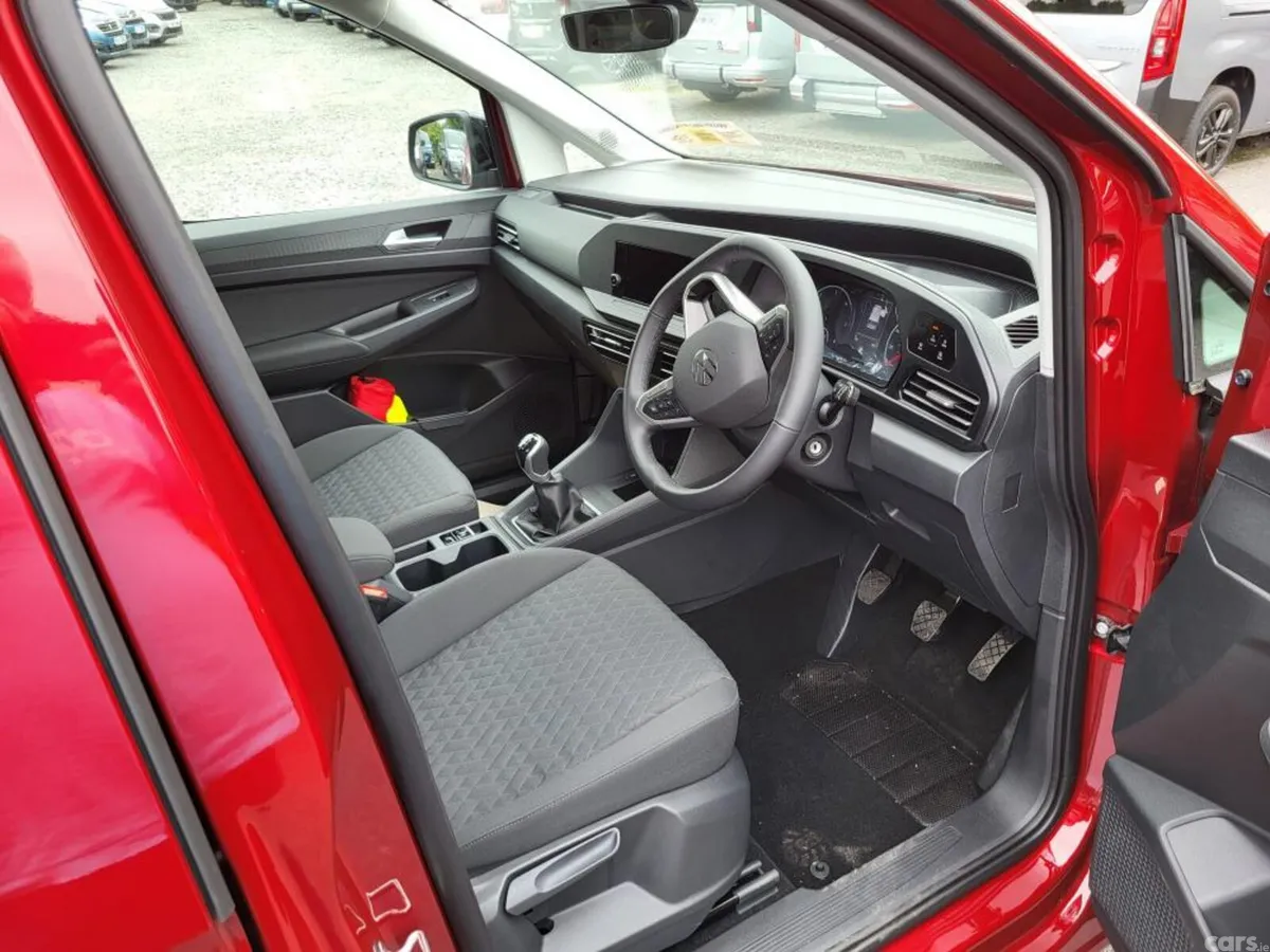 Volkswagen Caddy MPV, Diesel, 2026, Red