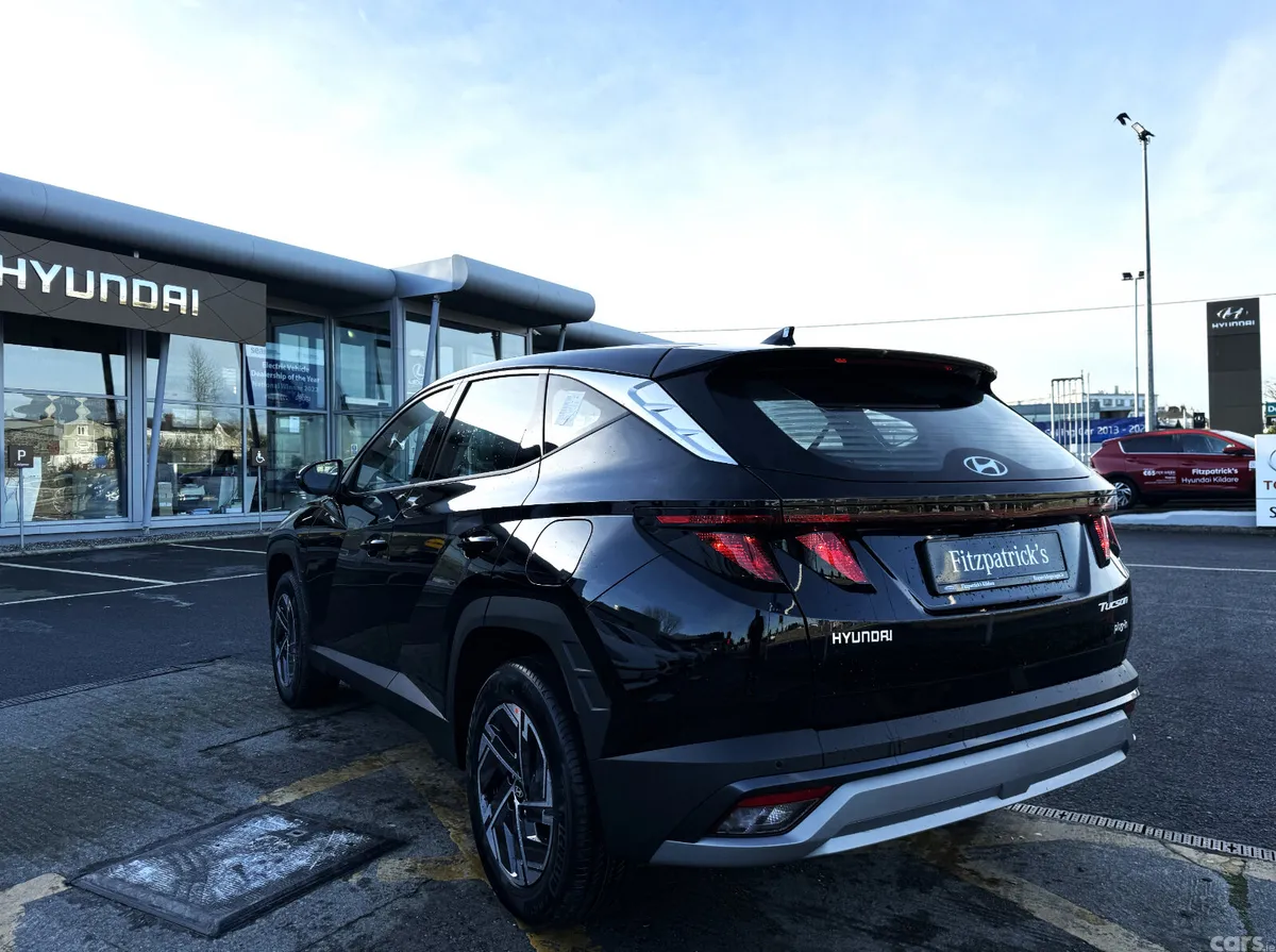 Hyundai Tucson SUV, Petrol Plug-in Hybrid, 2027, Black