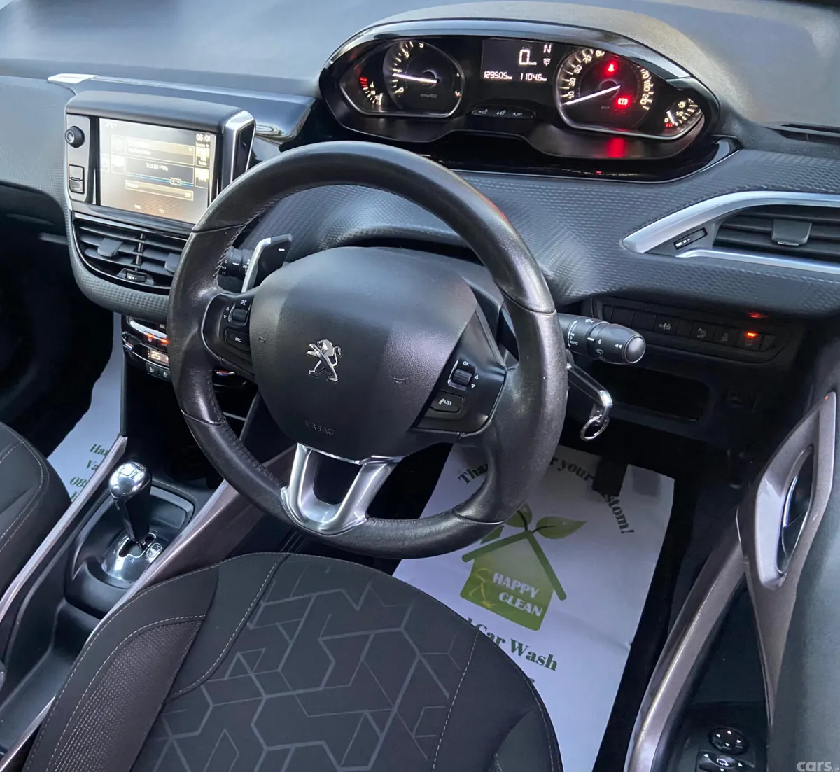 Peugeot 2008 SUV, Petrol, 2016, Red