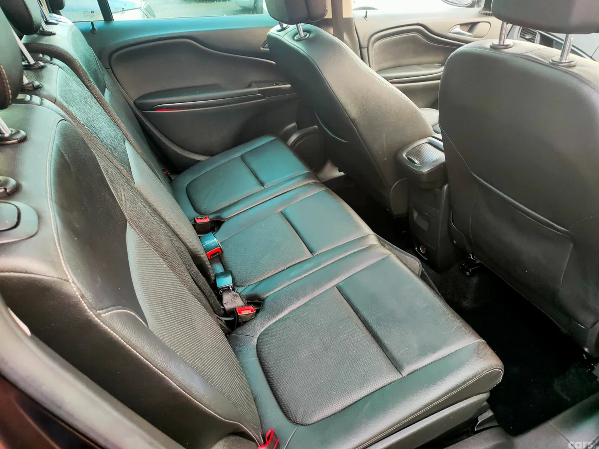 Opel Zafira MPV, Diesel, 2015, Brown