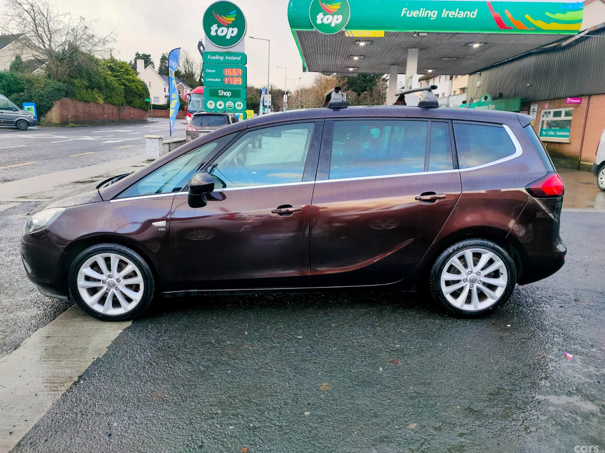 Opel Zafira MPV, Diesel, 2015, Brown