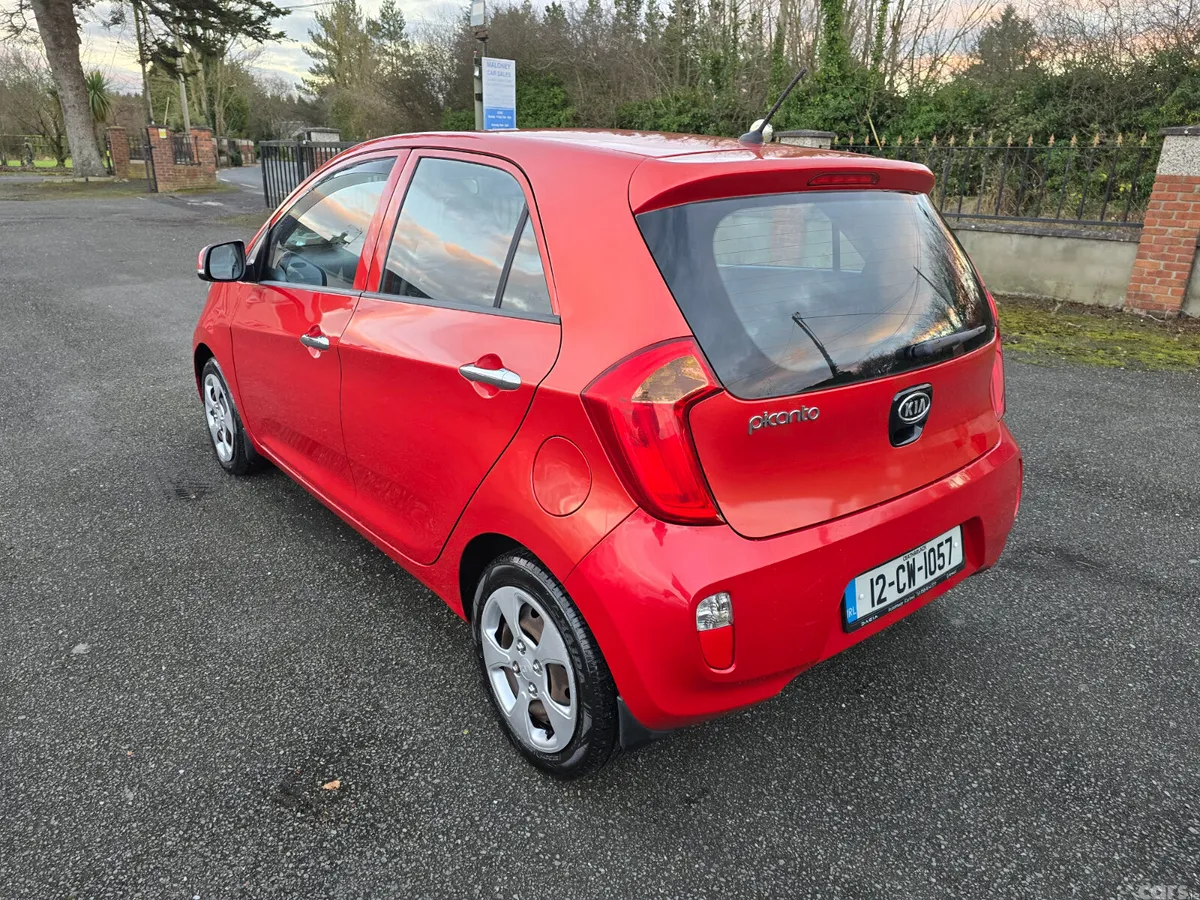 Kia Picanto Hatchback, Petrol, 2012, Red