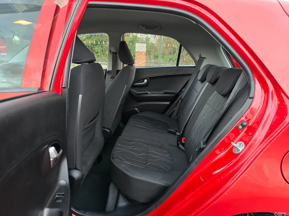 Kia Picanto Hatchback, Petrol, 2012, Red