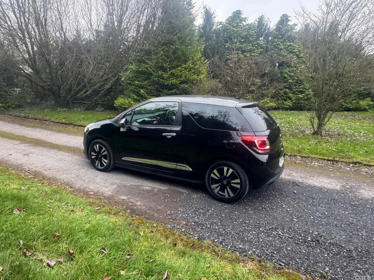 Citroen DS 3 Hatchback, Petrol, 2014, Black