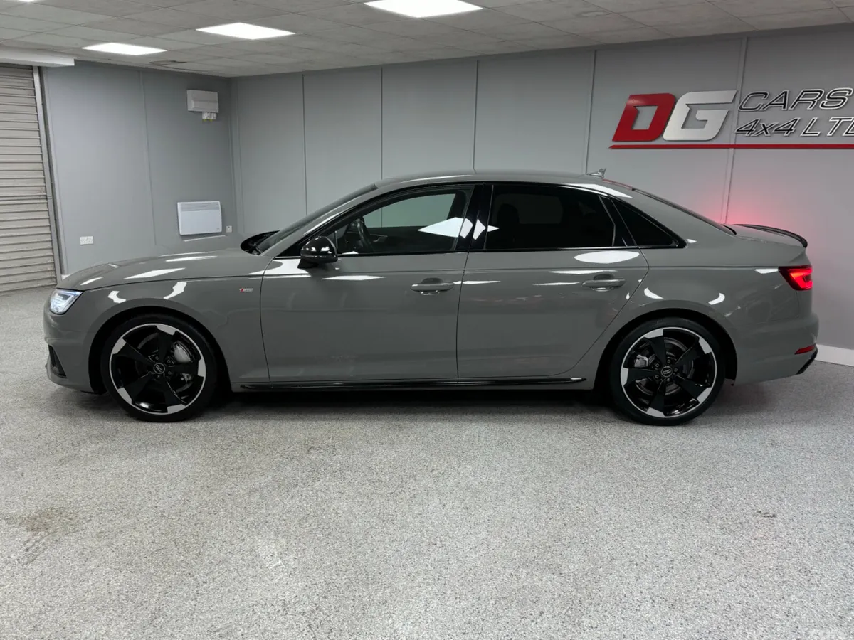 Audi A4 Saloon, Diesel, 2019, Grey