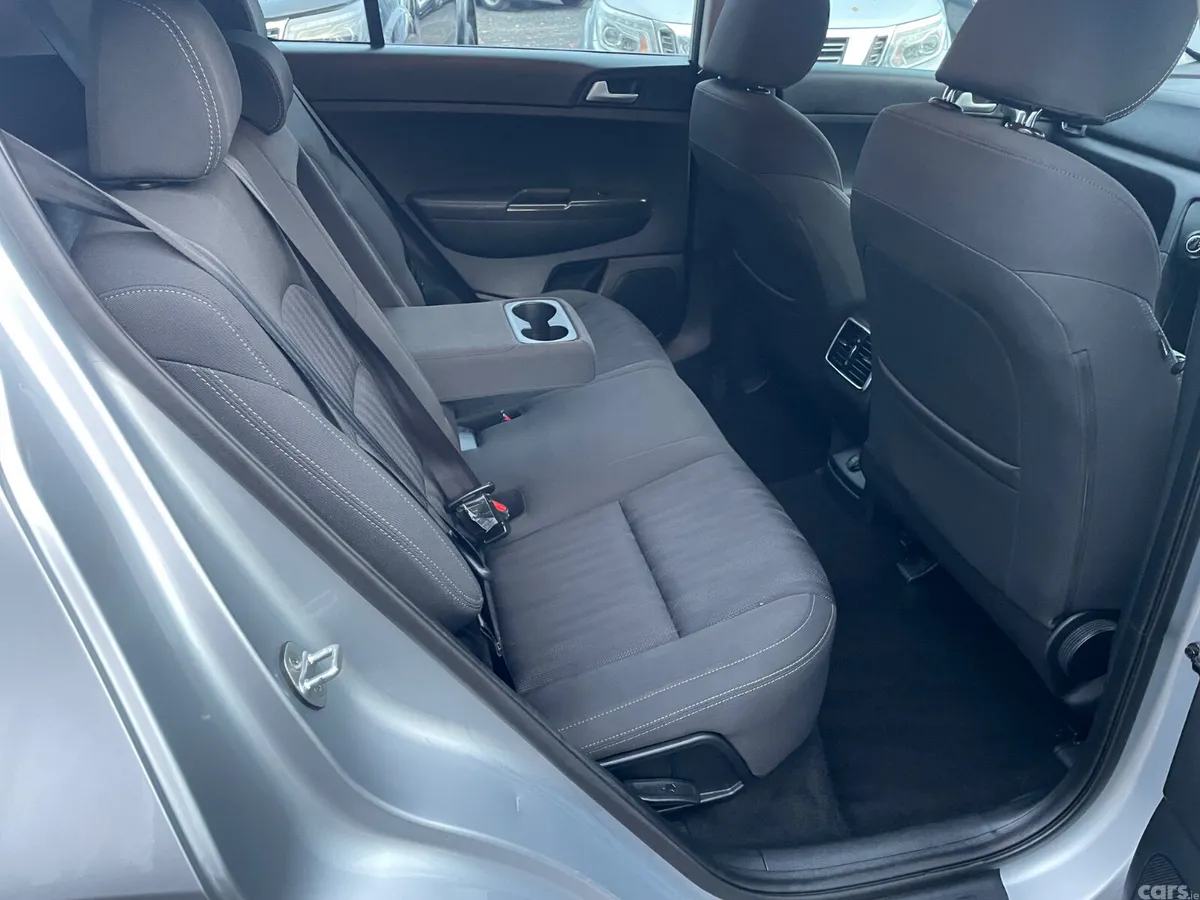 Kia Sportage SUV, Diesel, 2016, Silver