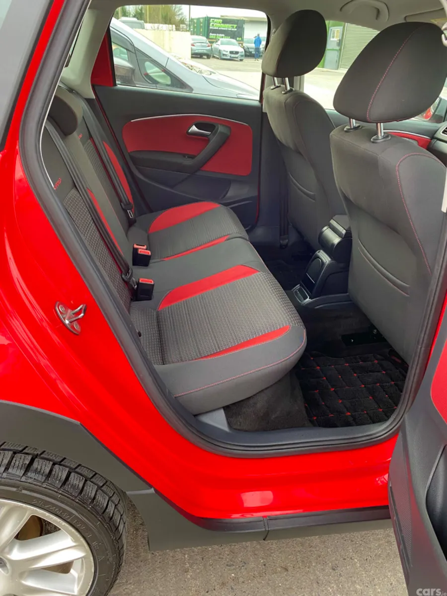 Volkswagen Polo Hatchback, Petrol, 2015, Red