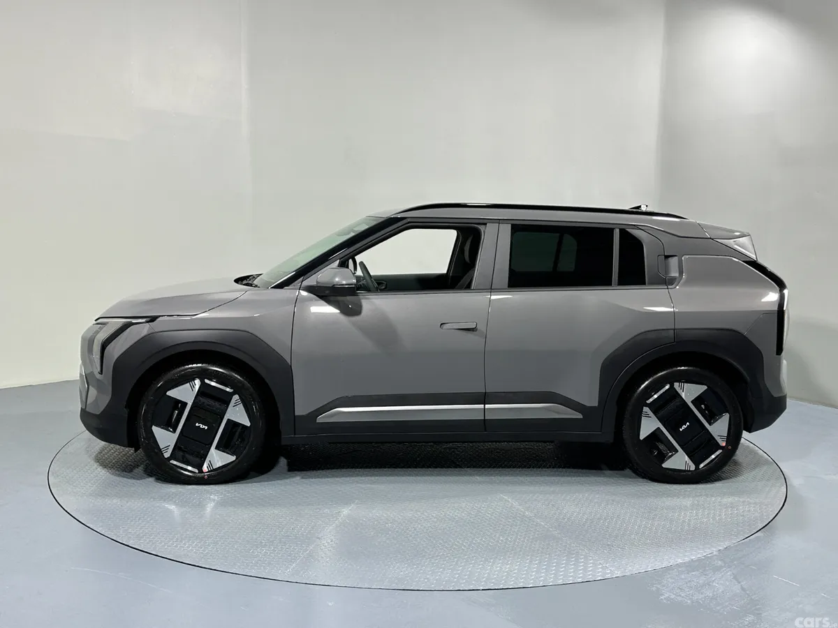 Kia EV3 MPV, Electric, 2026, Grey