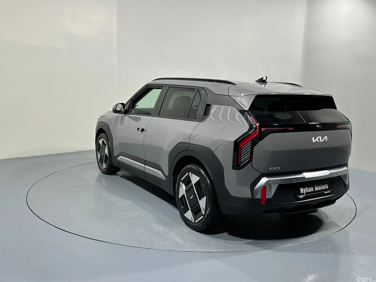 Kia EV3 MPV, Electric, 2026, Grey