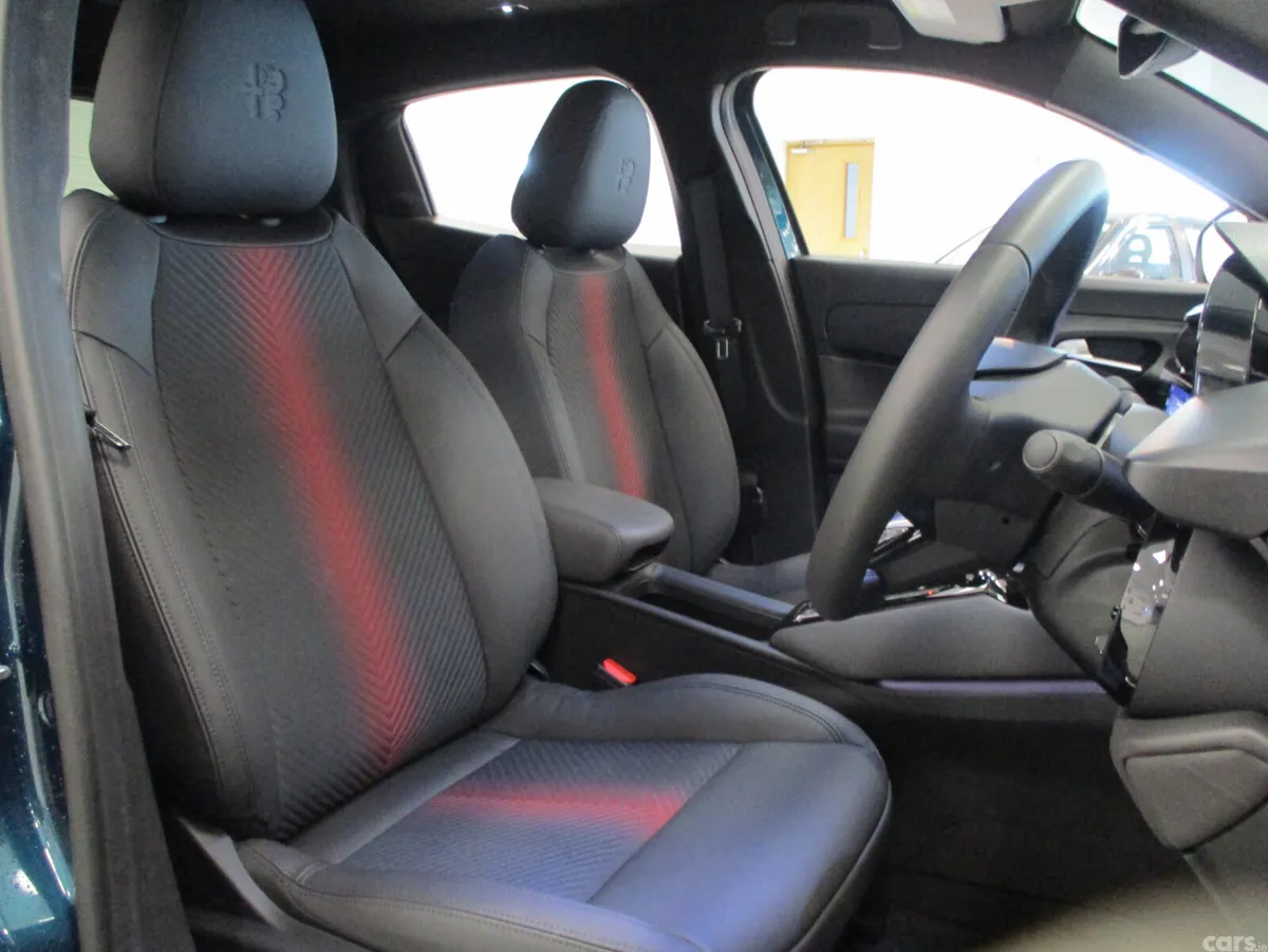 Alfa Romeo Junior SUV, Electric, 2026, Blue
