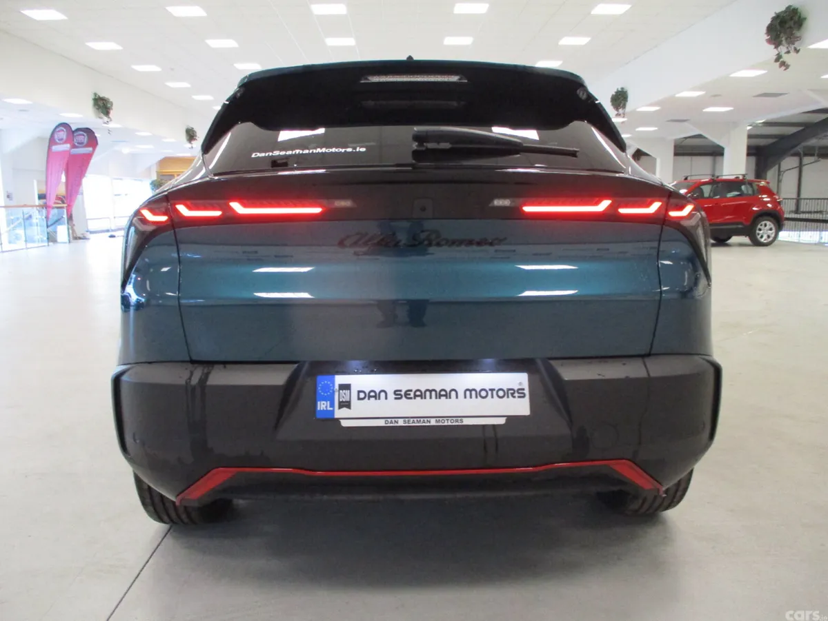 Alfa Romeo Junior SUV, Electric, 2026, Blue