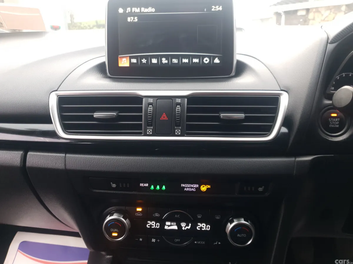 Mazda Mazda3 Saloon, Diesel, 2017, Blue