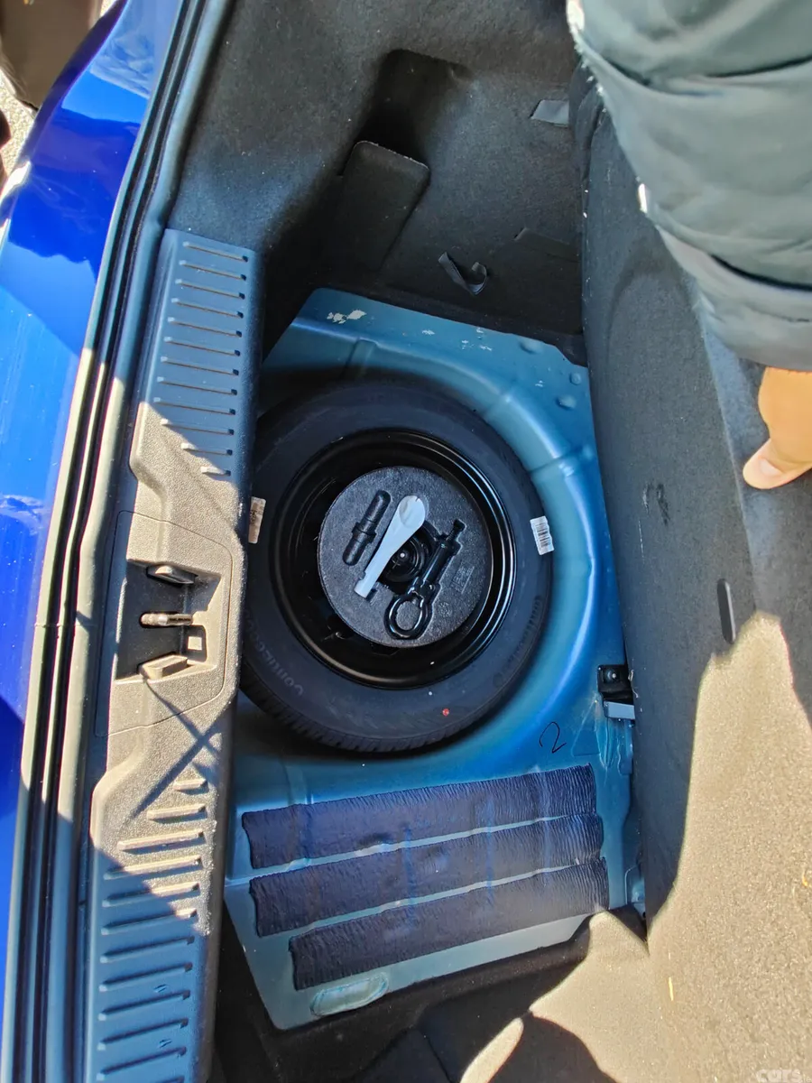 Ford Fiesta Hatchback, Petrol, 2018, Blue