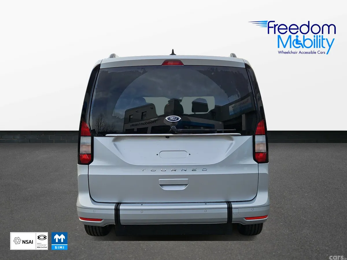 Ford Tourneo Connect MPV, Diesel, 2025, Yellow