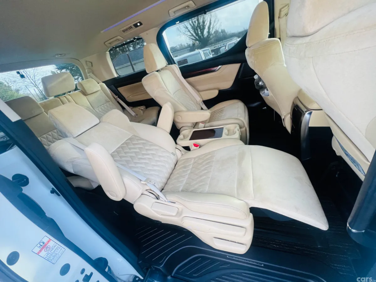Toyota Alphard MPV, Petrol Hybrid, 2016, White