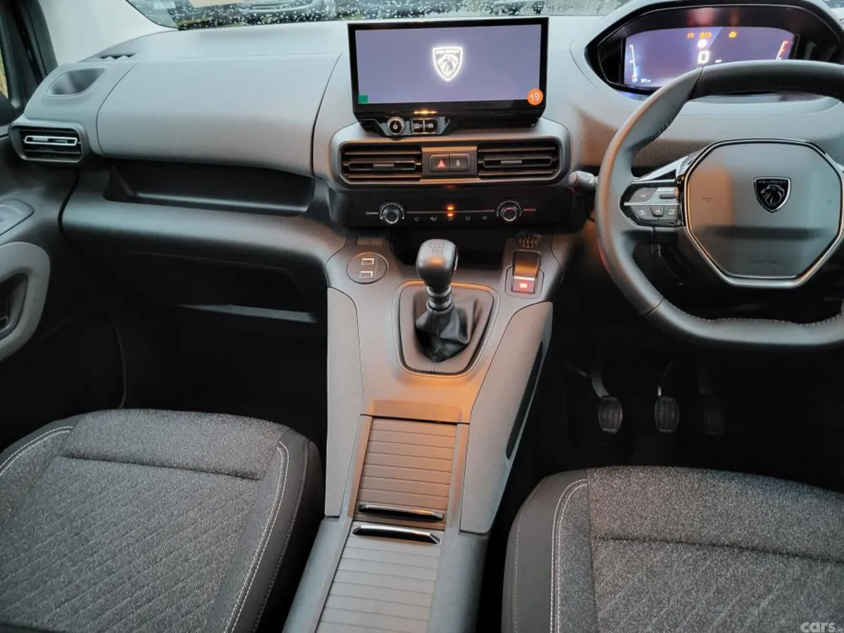 Peugeot Rifter MPV, Diesel, 2026, Black