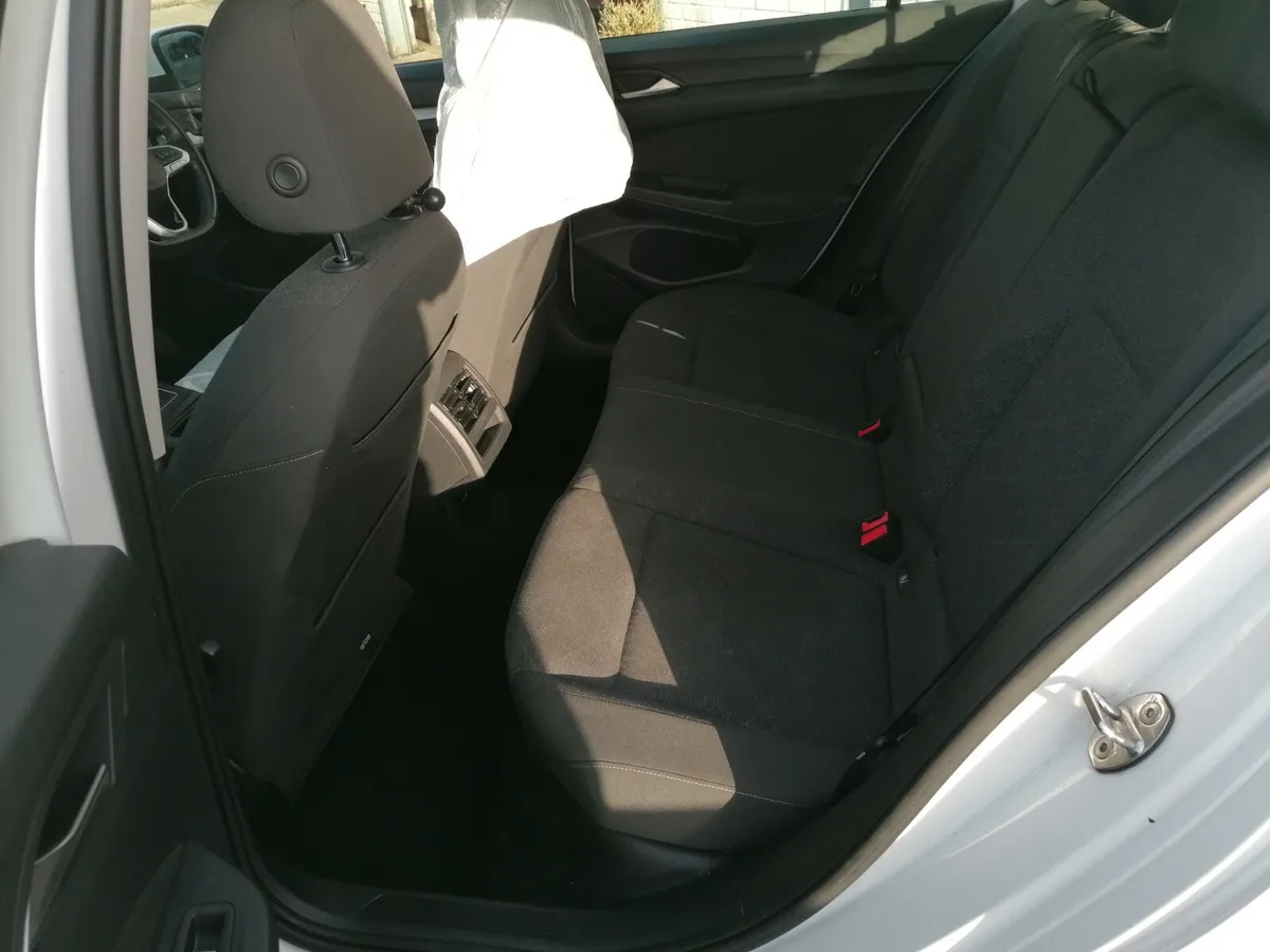 Volkswagen Golf Hatchback, Diesel, 2022, White