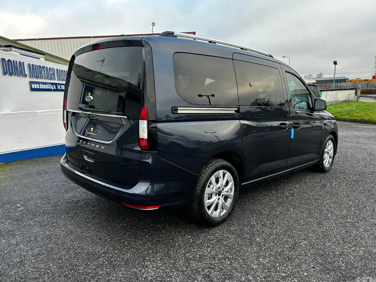 Ford Tourneo Connect MPV, Diesel, 2026, Blue