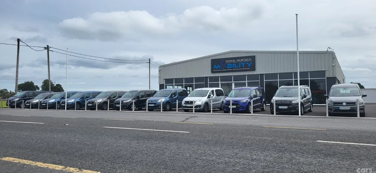 Ford Tourneo Connect MPV, Diesel, 2026, Blue