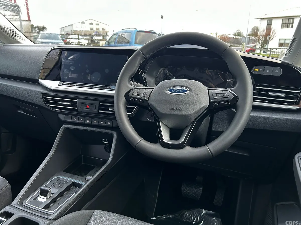 Ford Tourneo Connect MPV, Diesel, 2026, Blue